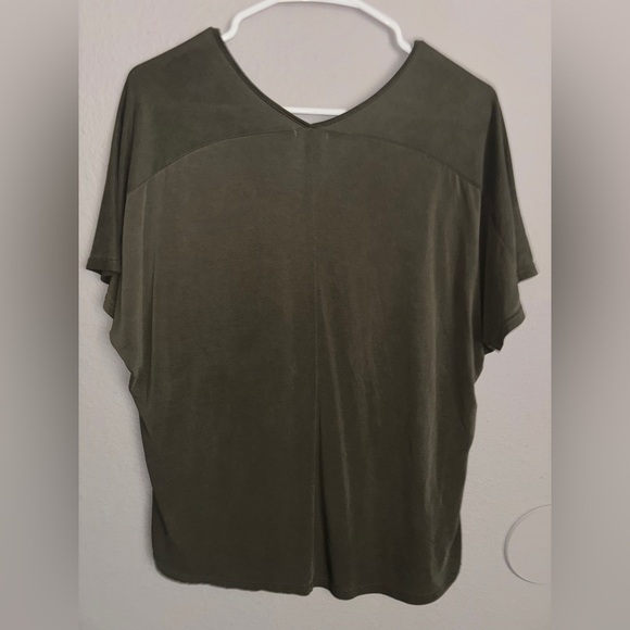 Vintage army green ladies crop top front pocket silky lightweight rue21 rare! - Picture 5 of 12
